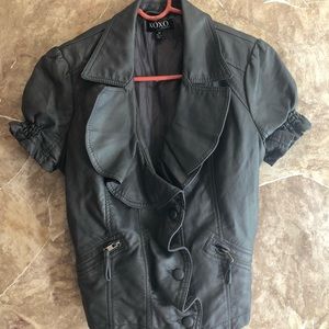 Grey short sleeve blazer